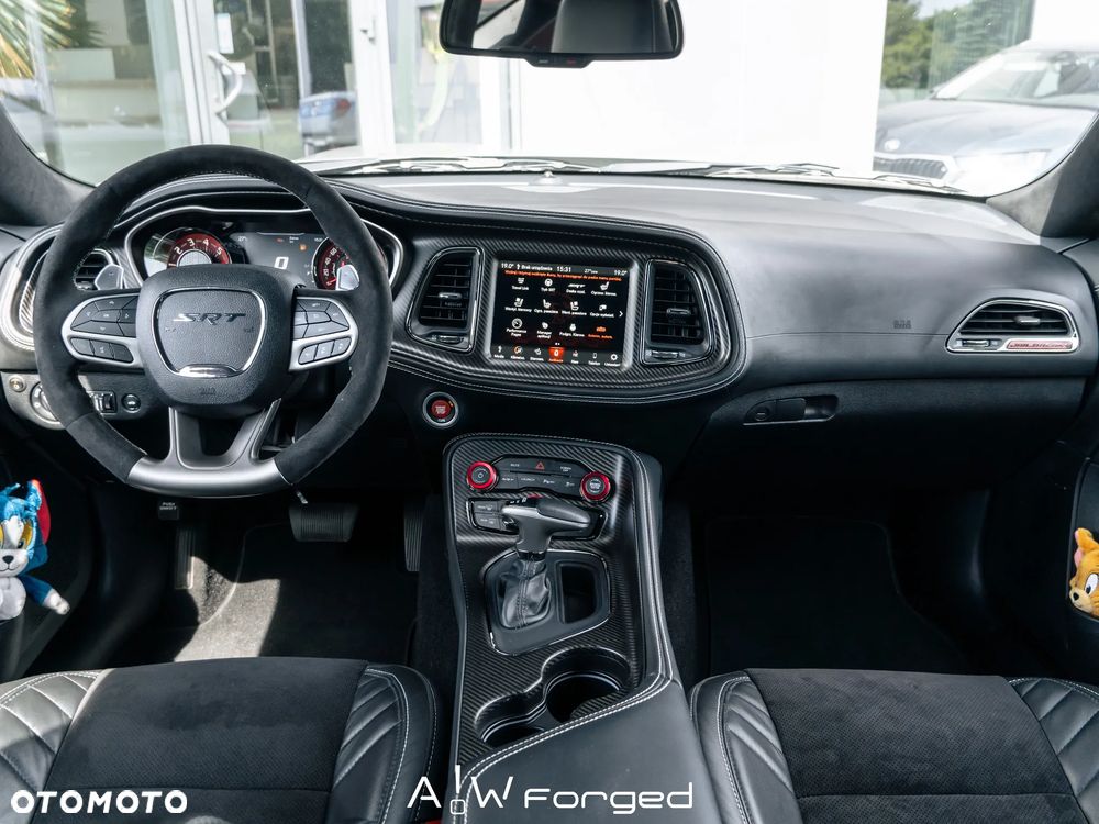 Dodge Challenger 6.2 Hellcat - 14