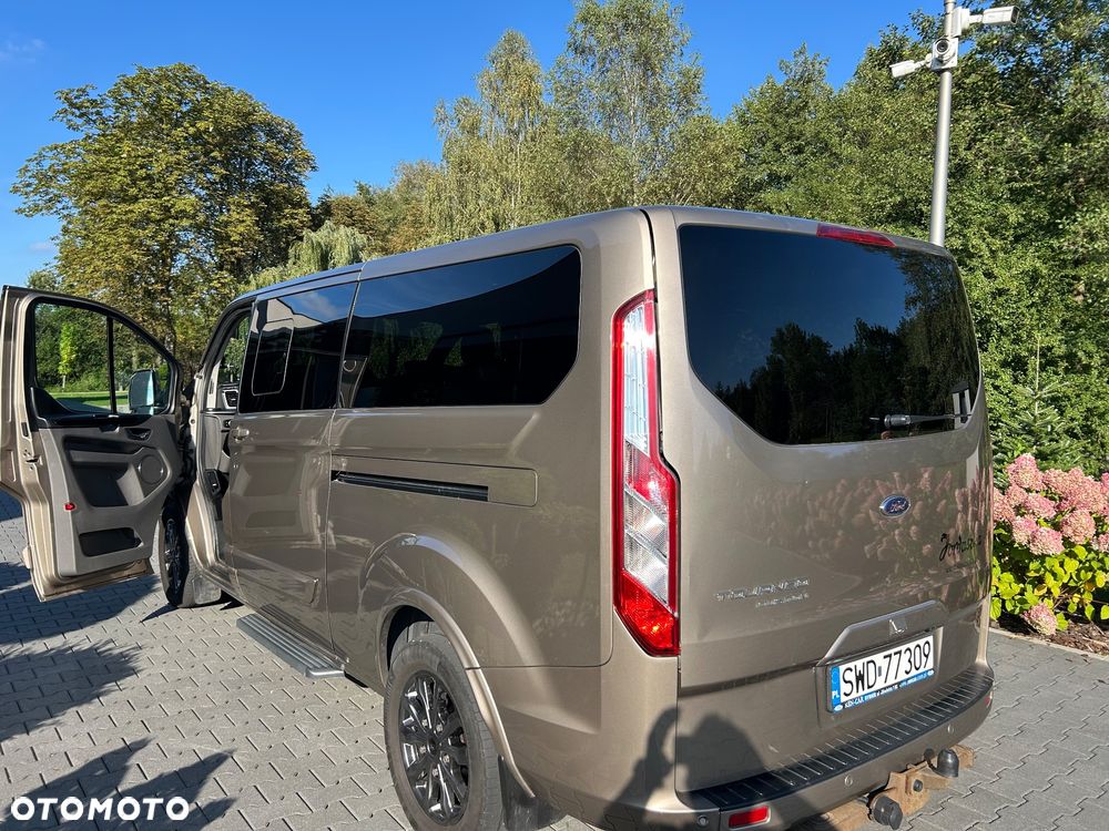 Ford Transit Custom - 9