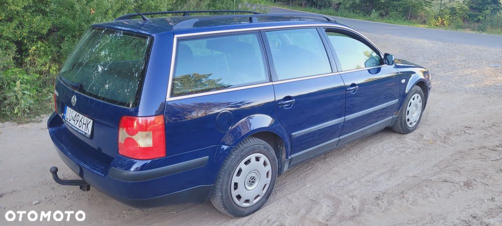 Volkswagen Passat 1.6 Comfortline - 2