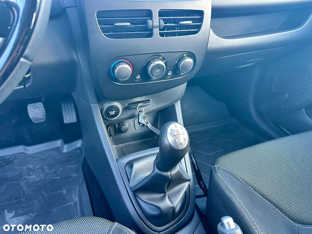 Renault Clio - 12