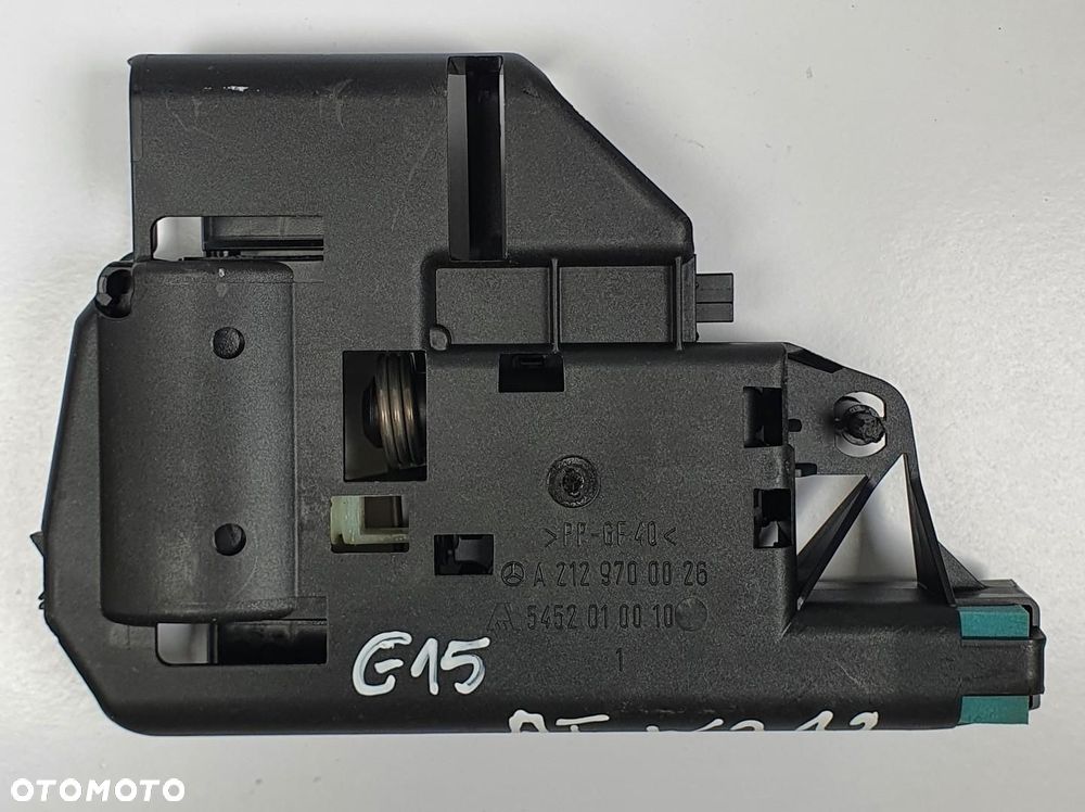 SILNICZEK ZAGŁÓWKA PRAWY TYŁ MERCEDES W212 A2129700026