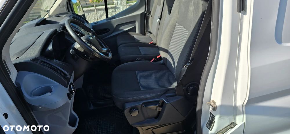 Ford Transit - 8