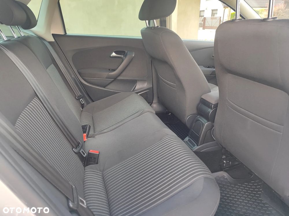 Volkswagen Polo - 31