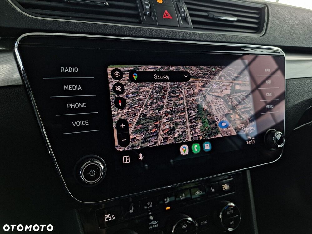 Skoda Superb 2.0 TDI SCR Style DSG - 29