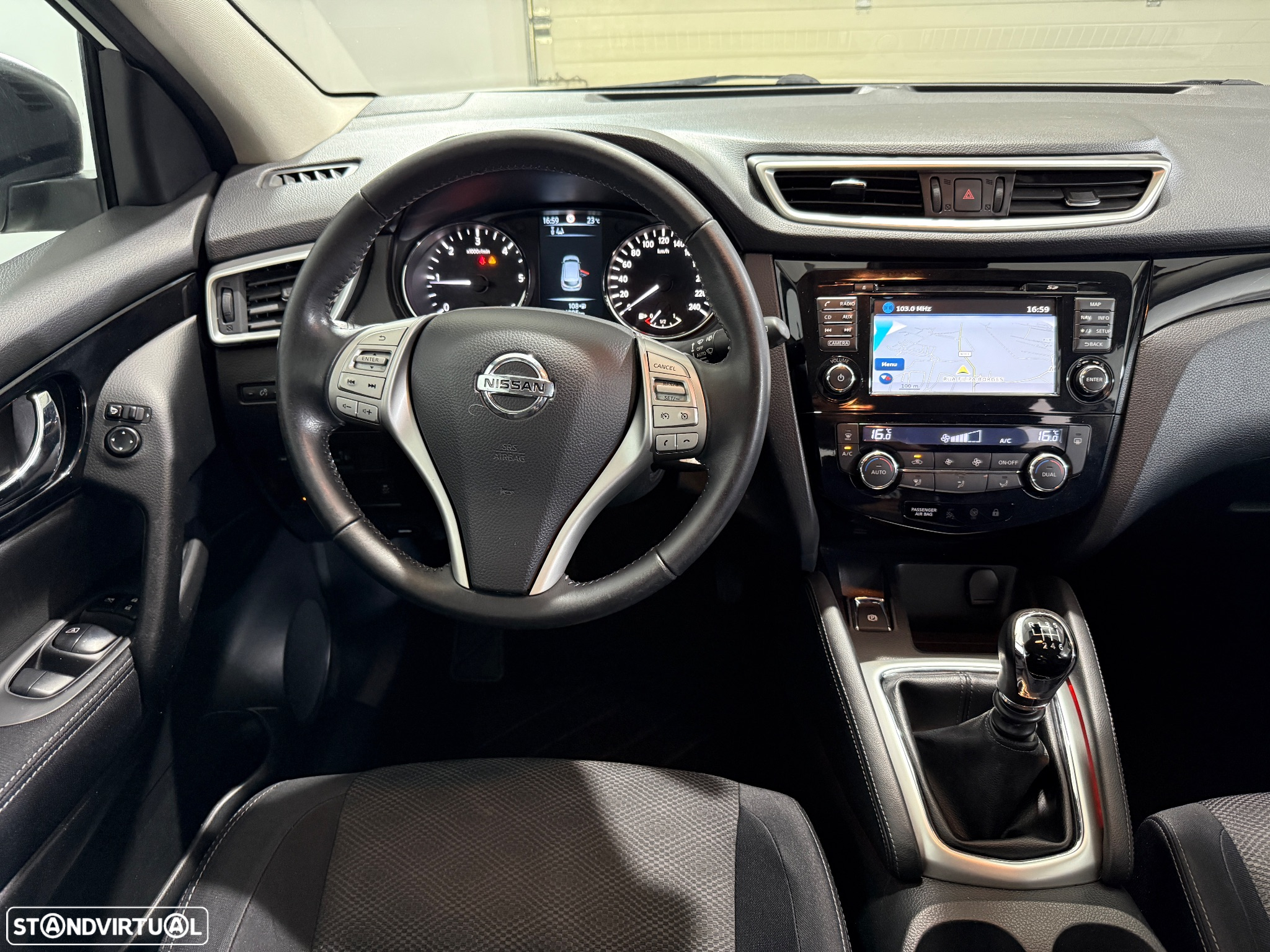 Nissan Qashqai 1.5 dCi Tekna - 19