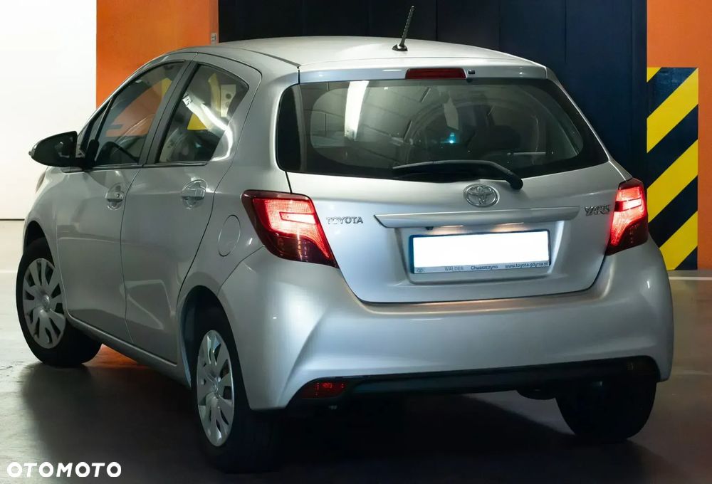 Toyota Yaris 1.33 Premium - 1