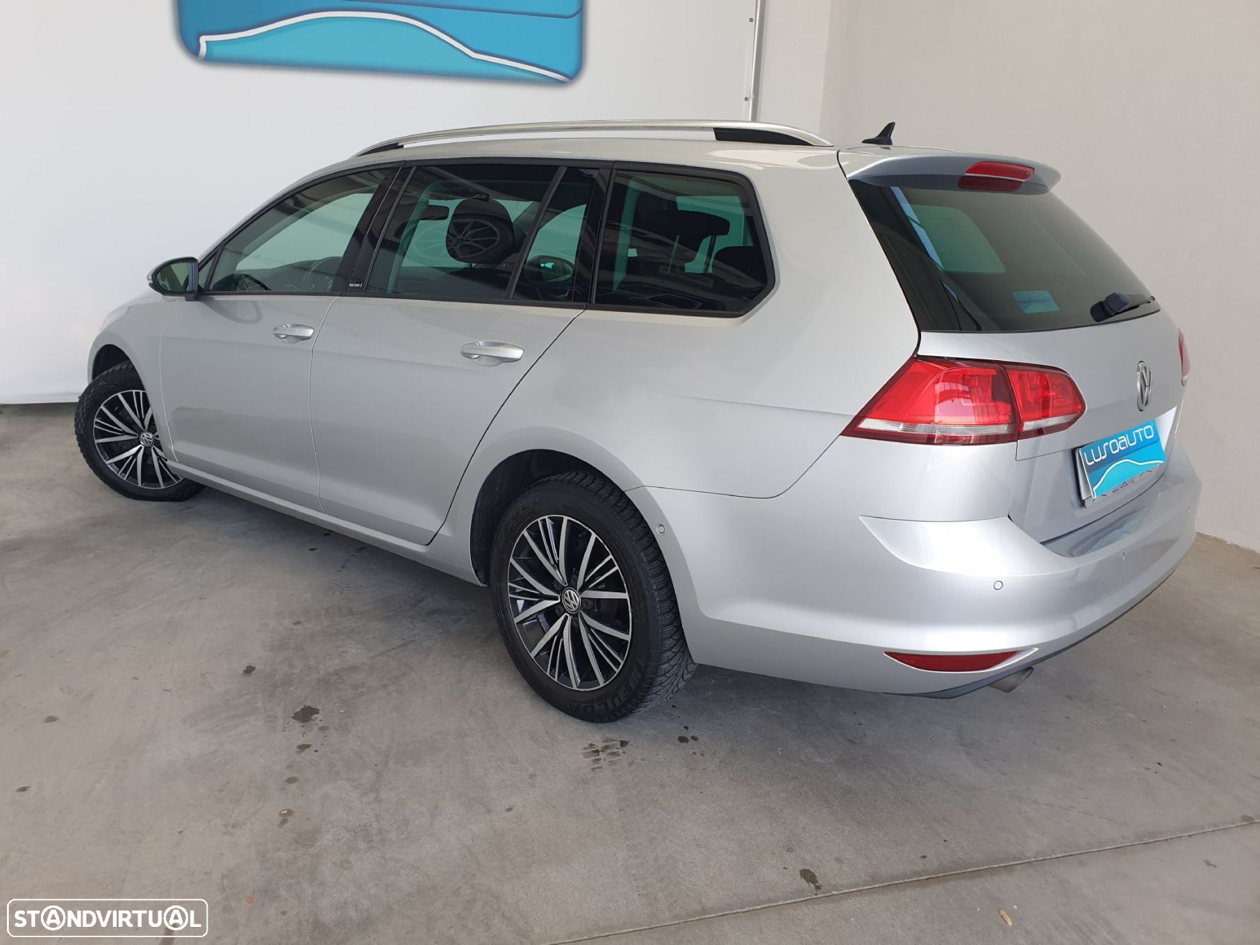 VW Golf Variant 1.6 TDi BlueMotion Allstar - 9