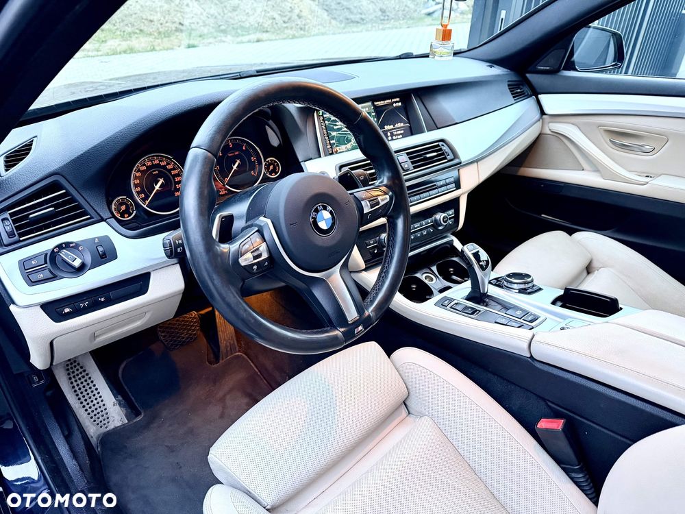BMW Seria 5 525d xDrive - 7