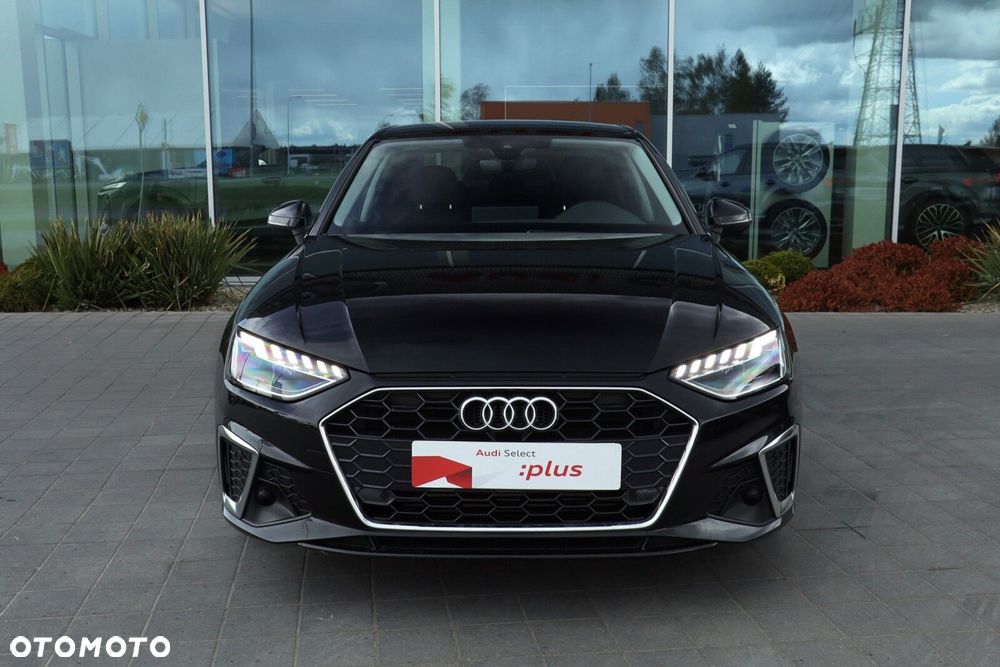 Audi A4 Limousine - 3