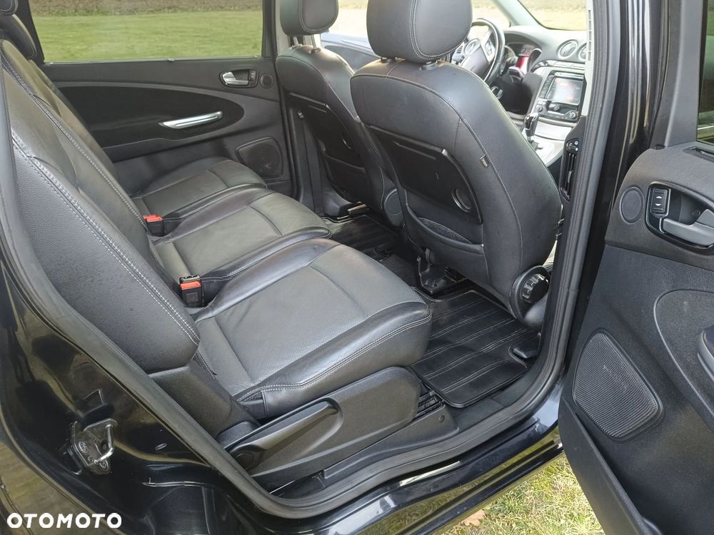 Ford Galaxy 2.0 TDCi Ghia - 13