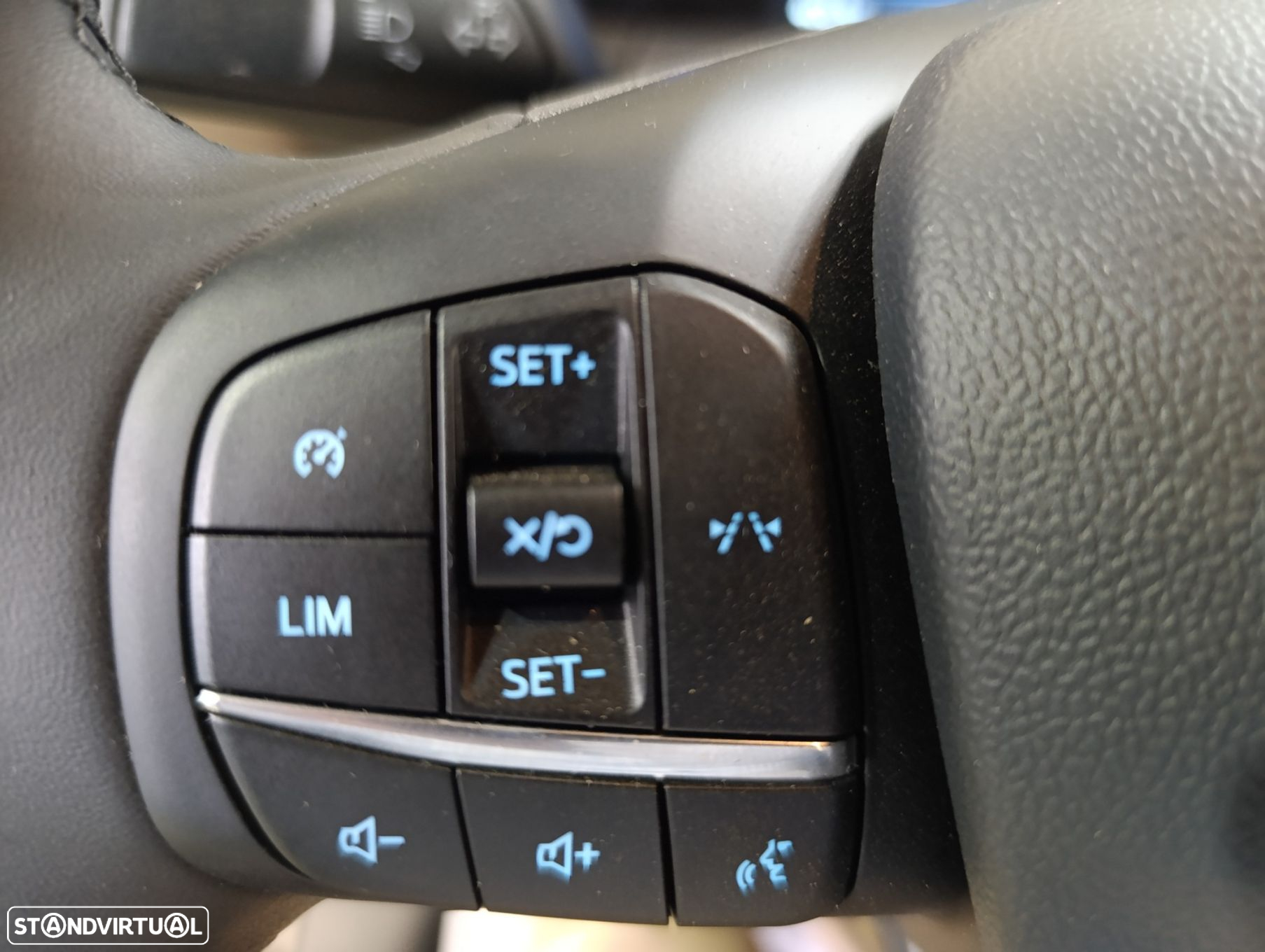 Ford Tourneo Courier 1.0 EcoBoost Titanium - 16