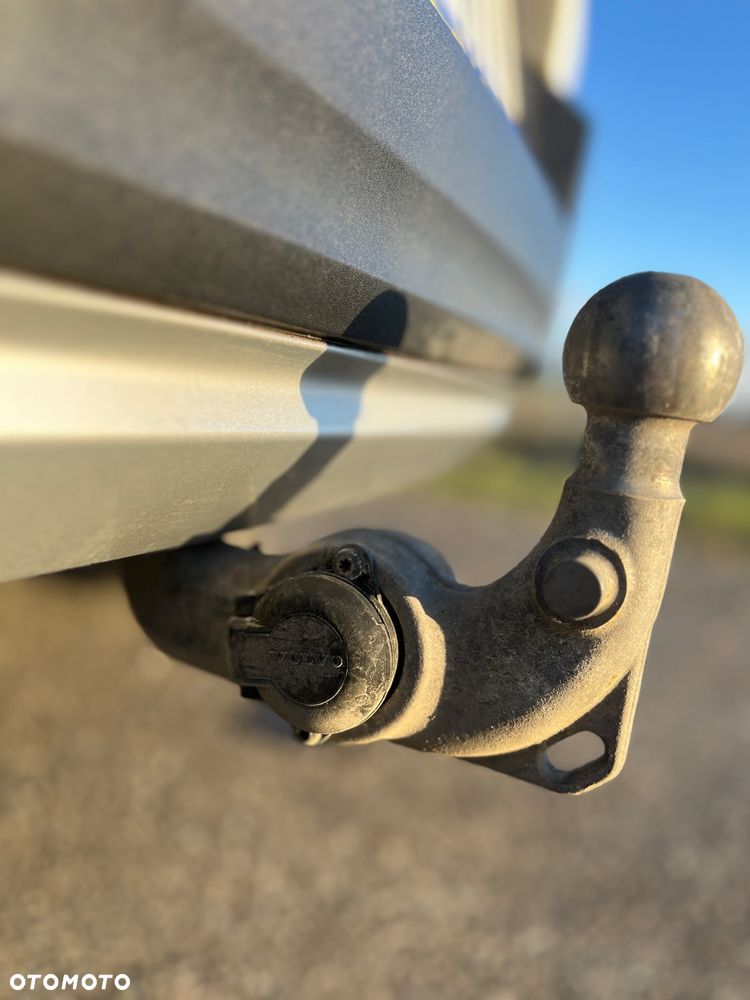 Volvo XC 40 T4 AWD Momentum Pro - 38