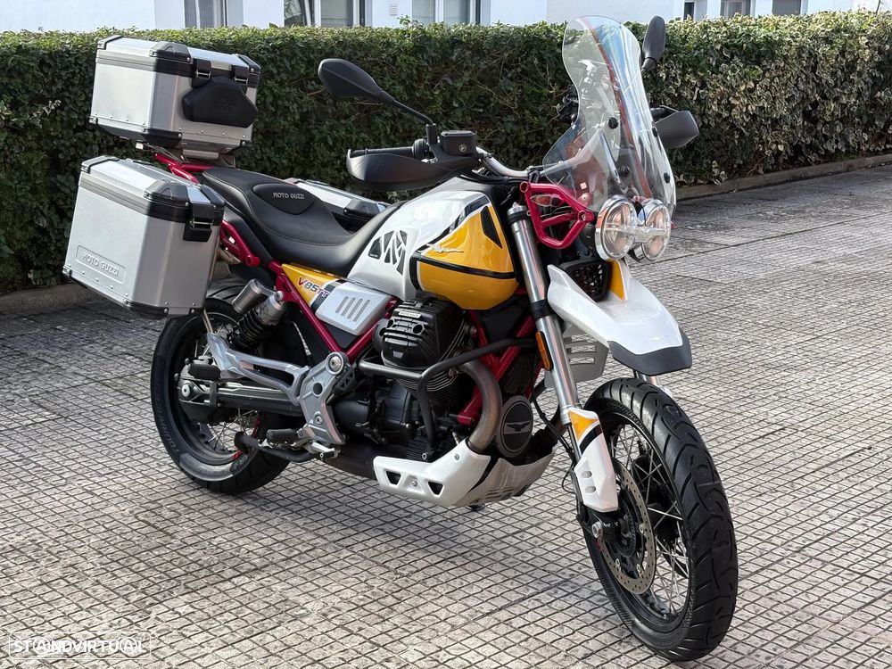 Moto Guzzi V85 TT - 8