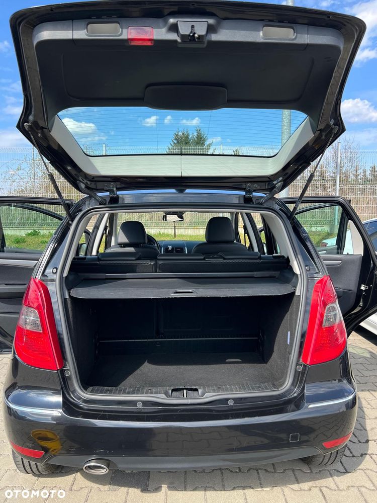 Mercedes-Benz Klasa A 180 CDI Avantgarde EU5 - 28