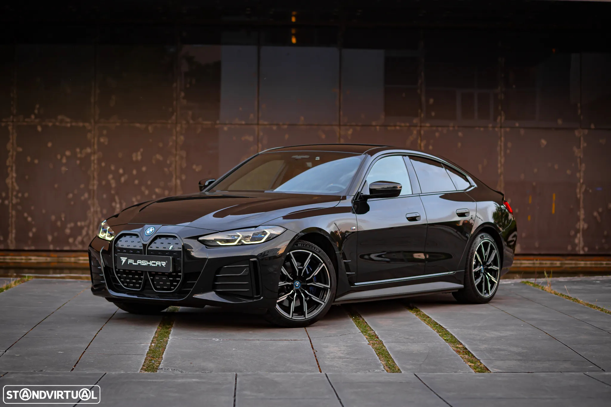 BMW i4 eDrive40 Pack Desportivo M - 28
