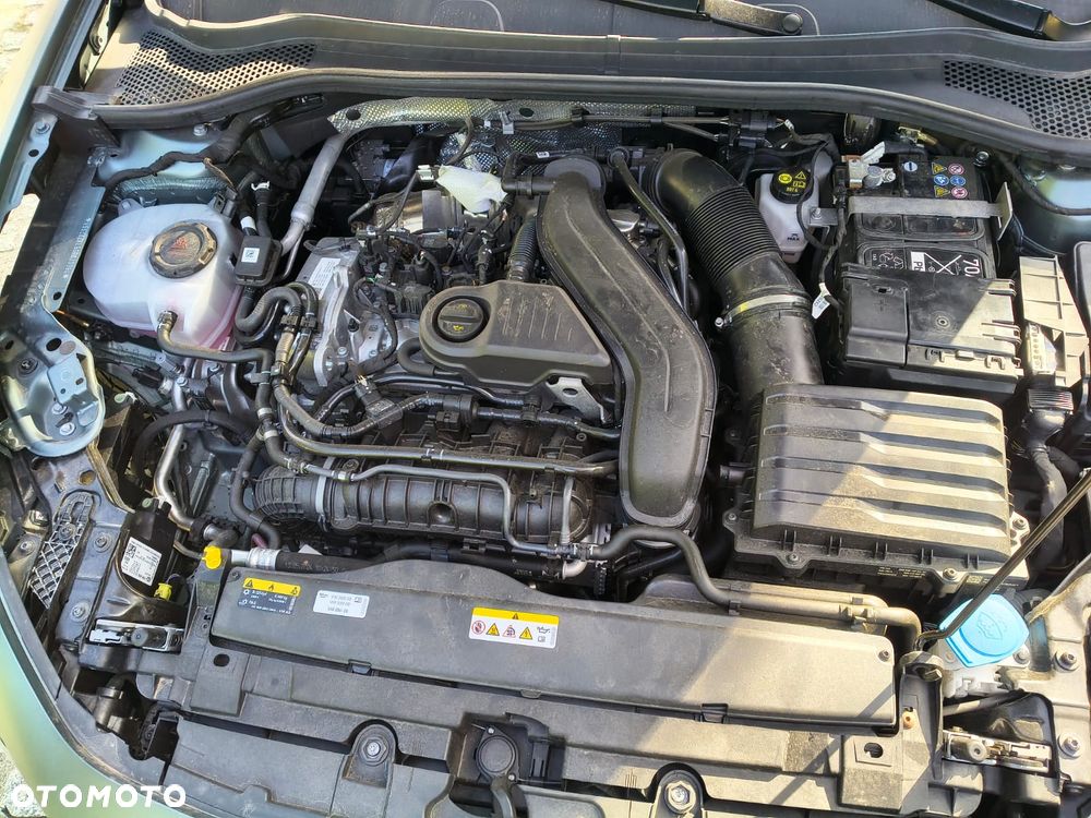 Cupra Leon 1.5 eTSI mHEV Tribe Edition DSG - 17
