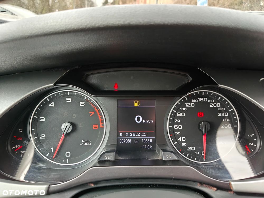 Audi A4 Avant 2.0 TFSI Attraction - 22