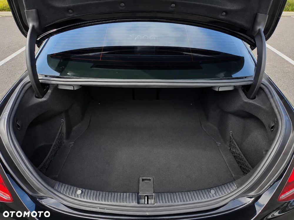 Mercedes-Benz Klasa C 300 9G-TRONIC - 19