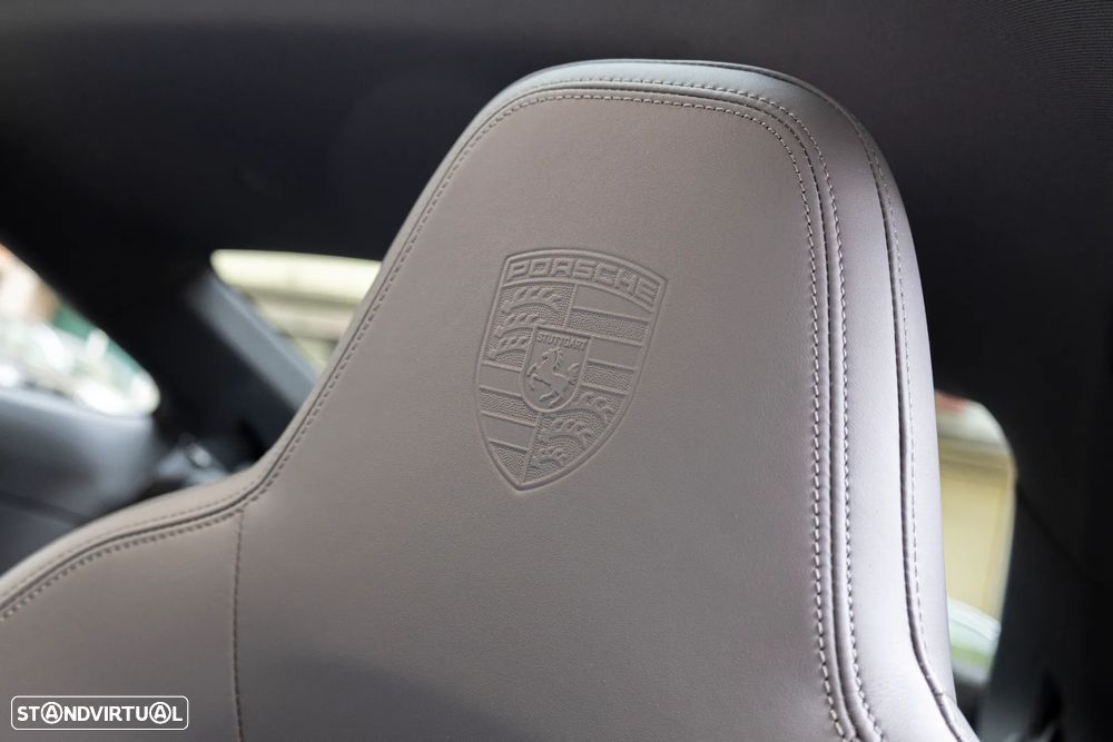 Porsche 911 (992) Carrera S PDK - 10