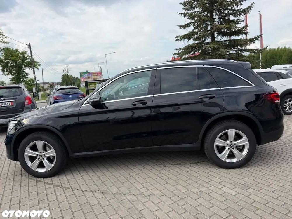 Mercedes-Benz GLC 300 e 4-Matic - 2