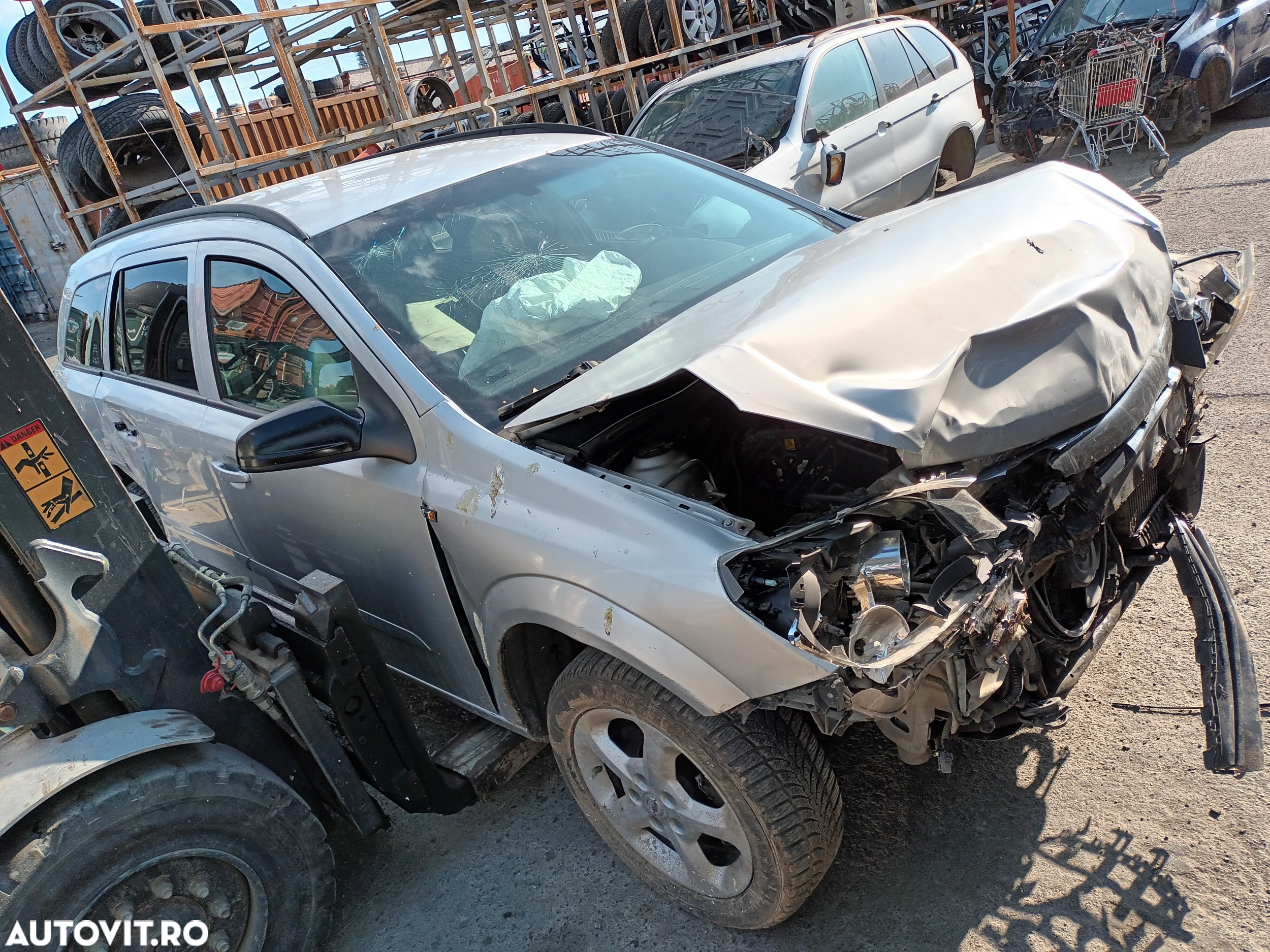 Dezmembrari  Opel ASTRA H  2004  > 2012 1.9 CDTI Motorina - 3