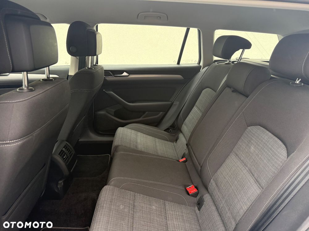 Volkswagen Passat 1.5 TSI EVO Business - 24