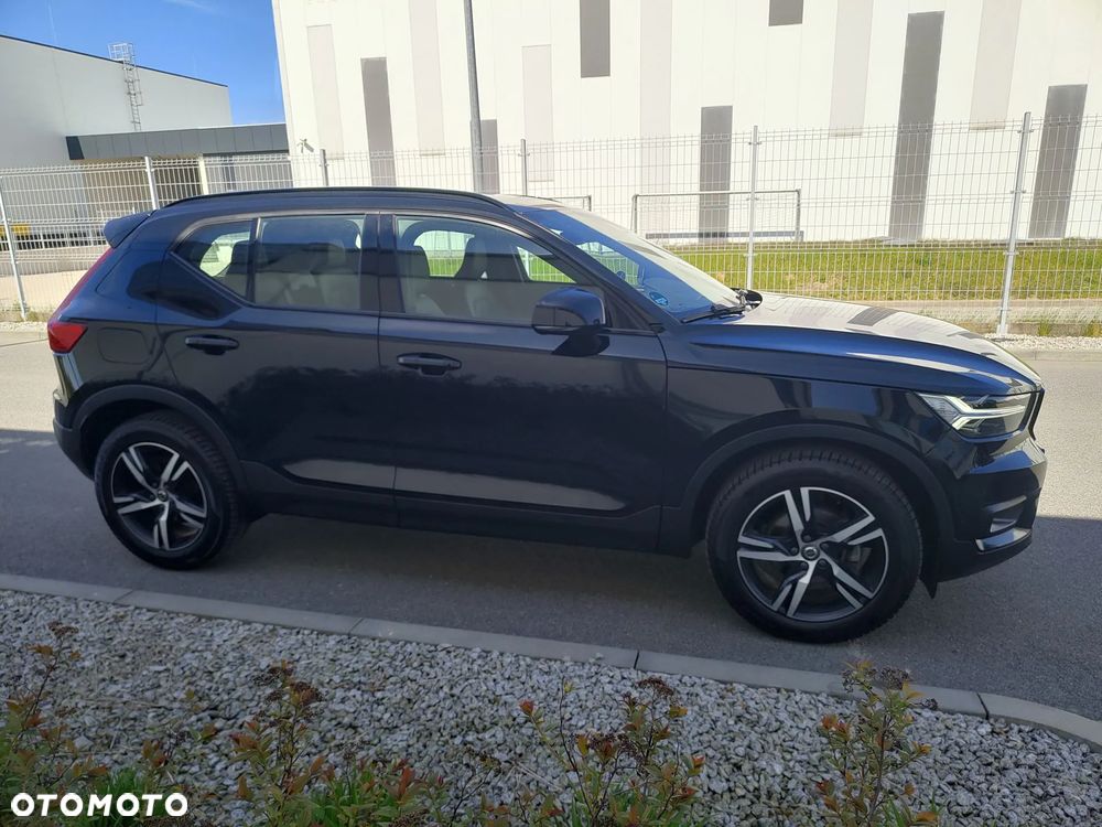 Volvo XC 40 T3 Geartronic RDesign - 3
