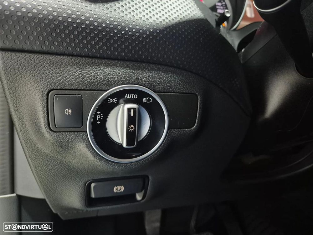 Mercedes-Benz A 180 d Style - 26