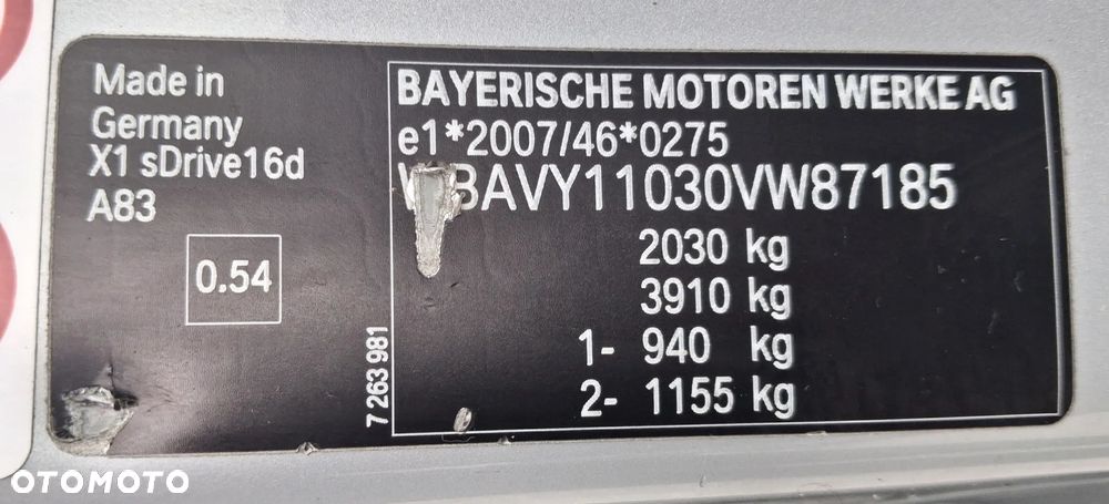 BMW X1 sDrive16d Sport Line - 40