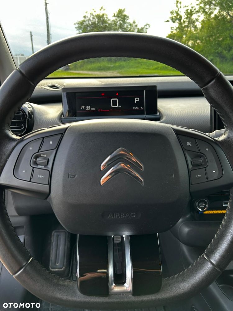 Citroën C4 Cactus 1.2 PureTech Shine S&S EAT6 - 19