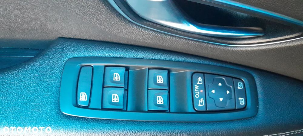 Renault Grand Scenic TCe 140 GPF BOSE EDITION - 24