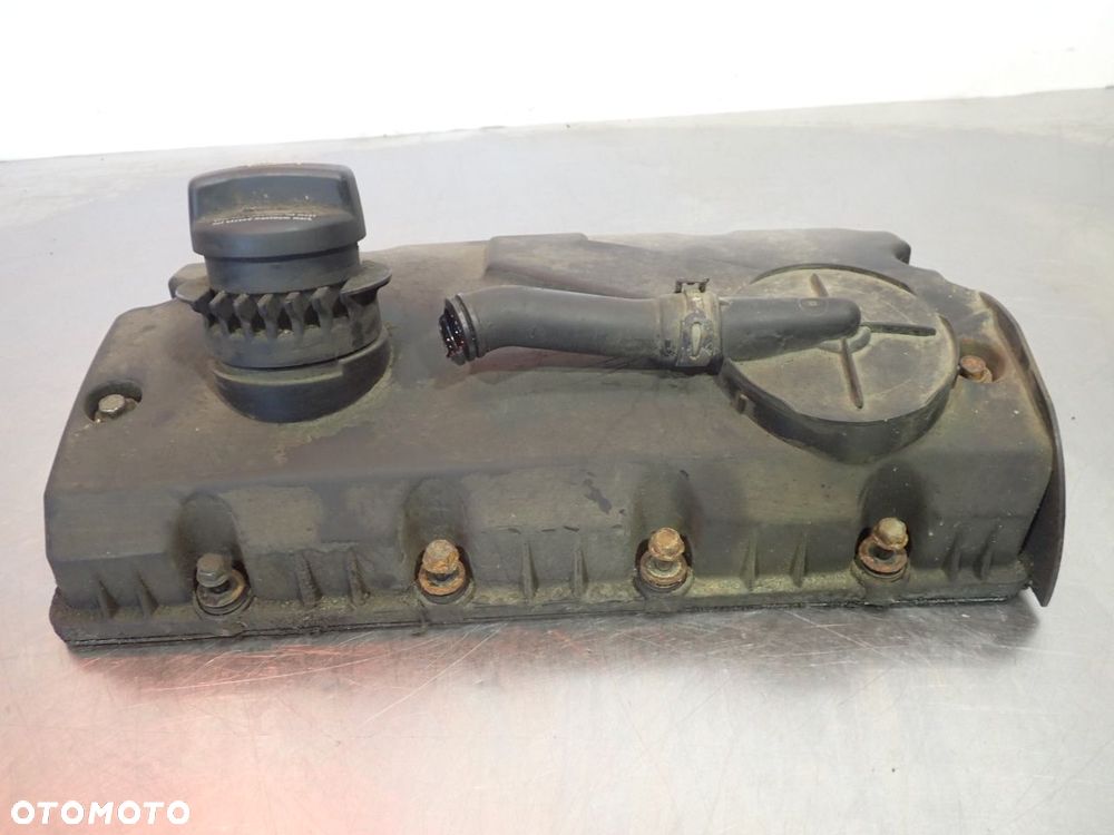 POKRYWA ZAWORÓW VOLKSWAGEN CADDY III 038103475N - 2