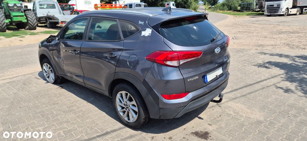 Hyundai Tucson 1.7 CRDI BlueDrive Classic 2WD - 14