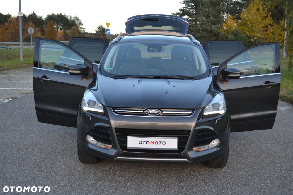 Ford Kuga 2.0 TDCi 4x4 Titanium - 38