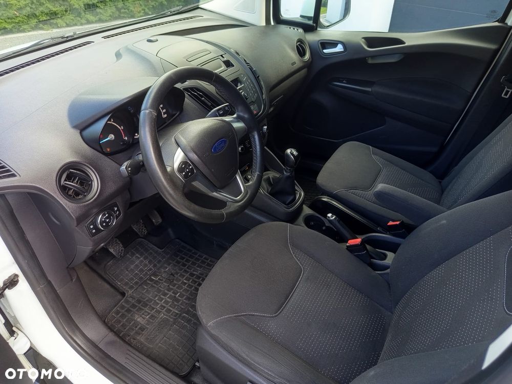 Ford TRANZIT COURIER - 18