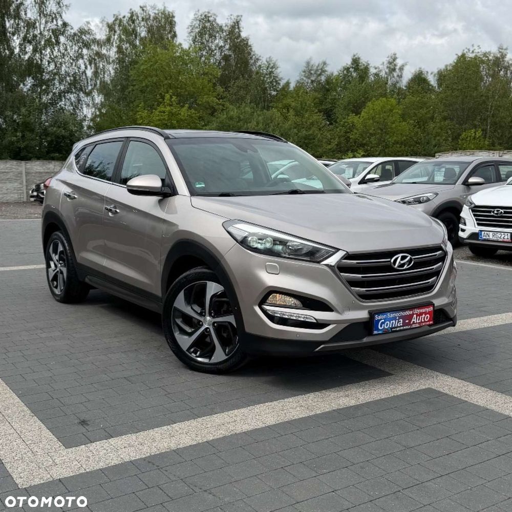 Hyundai Tucson - 2