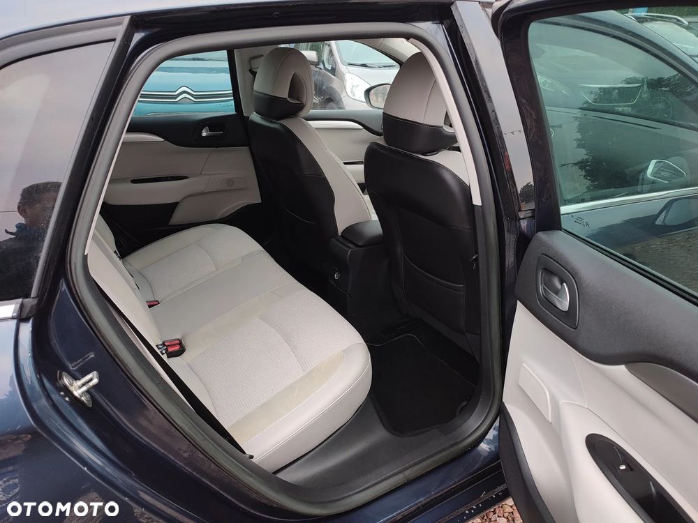 Citroën C4 PureTech 130 Stop & Start Exclusive - 23