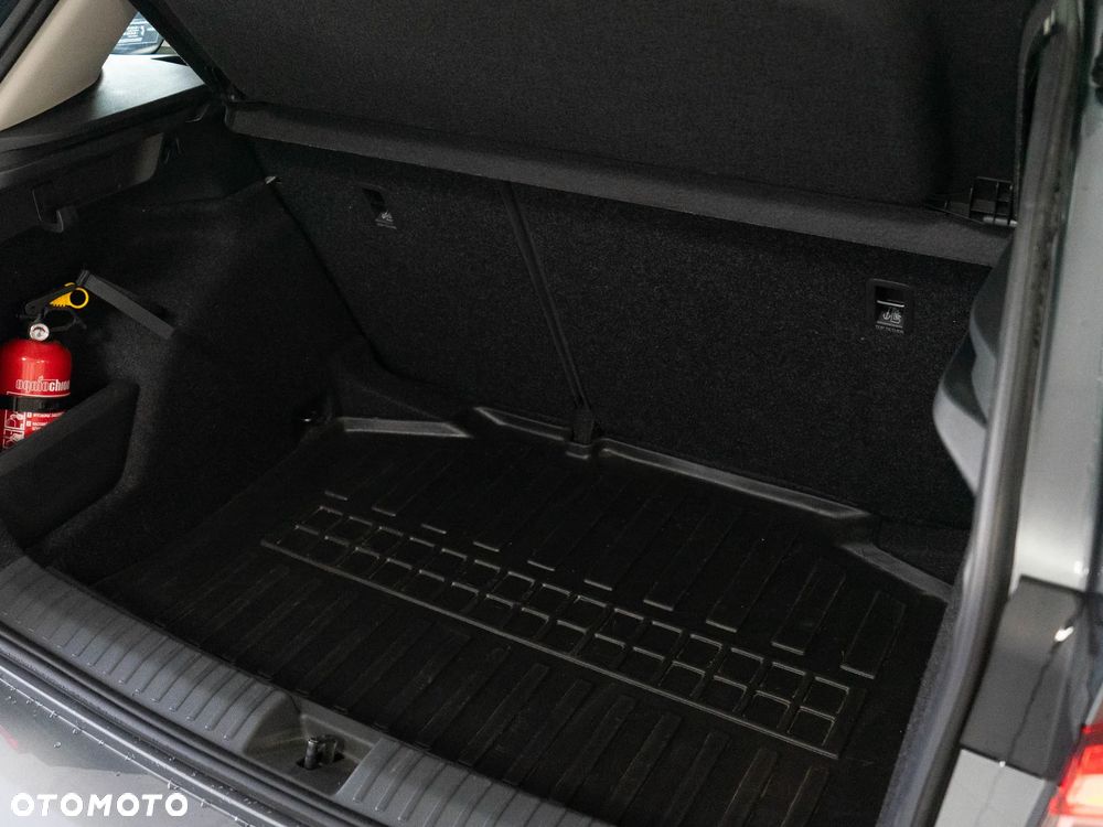 Skoda Kamiq 1.5 TSI Selection DSG - 30