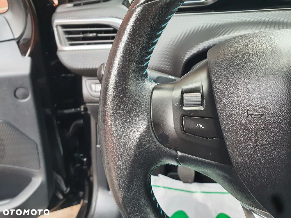 Peugeot 2008 PureTech 110 Stop&Start Crossway - 17