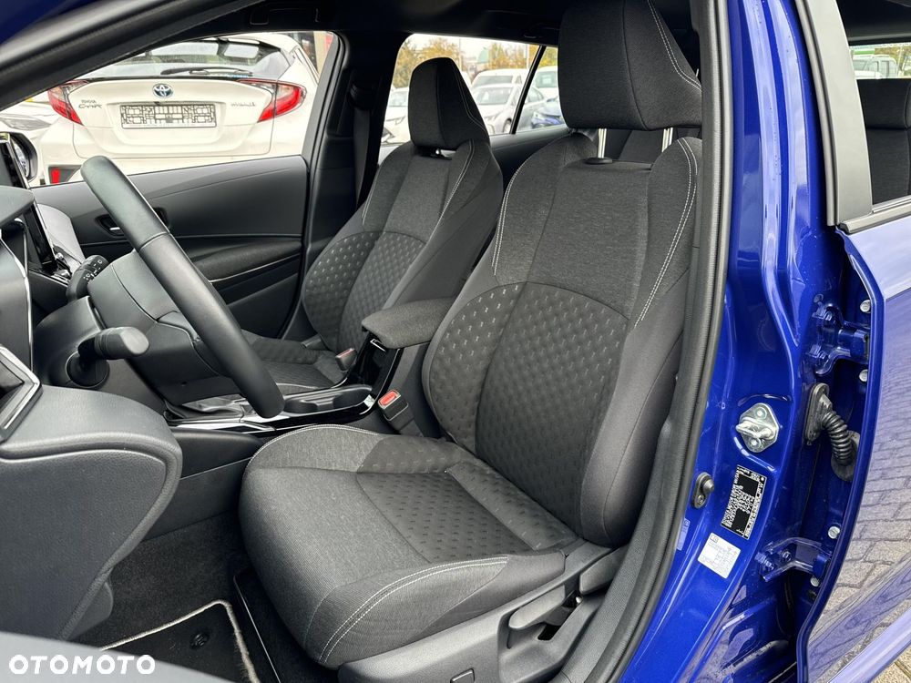 Toyota Corolla - 24