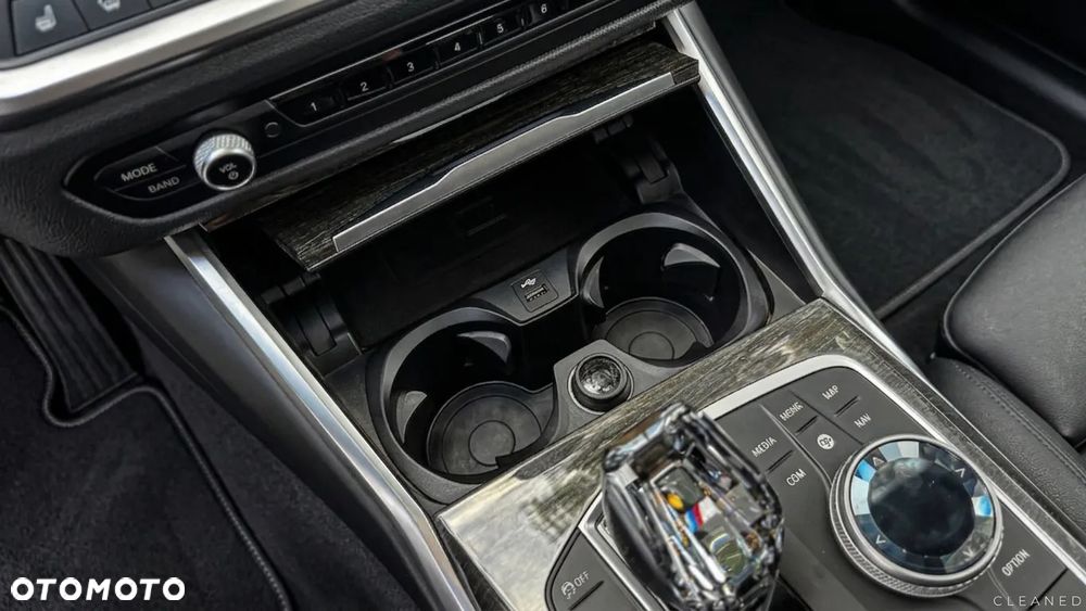 BMW Seria 3 330i Luxury Line - 29