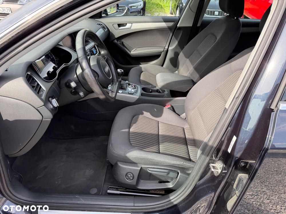 Audi A4 Avant 1.8 TFSI quattro Attraction - 29