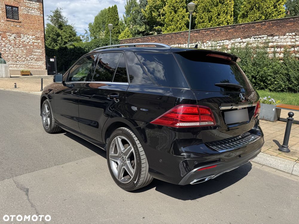 Mercedes-Benz GLE 250 d 4-Matic - 6