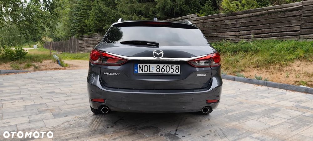 Mazda 6 - 4