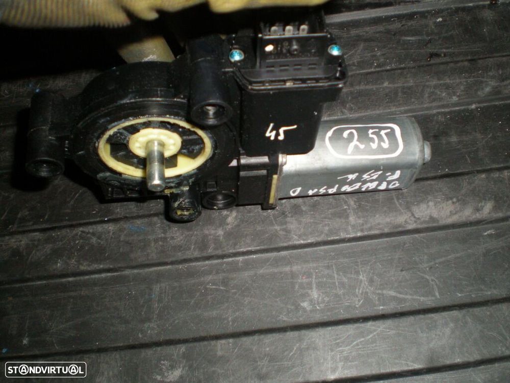 Motor Elevador Vidro 72005001 OPEL CORSA D 2008 FE - 2