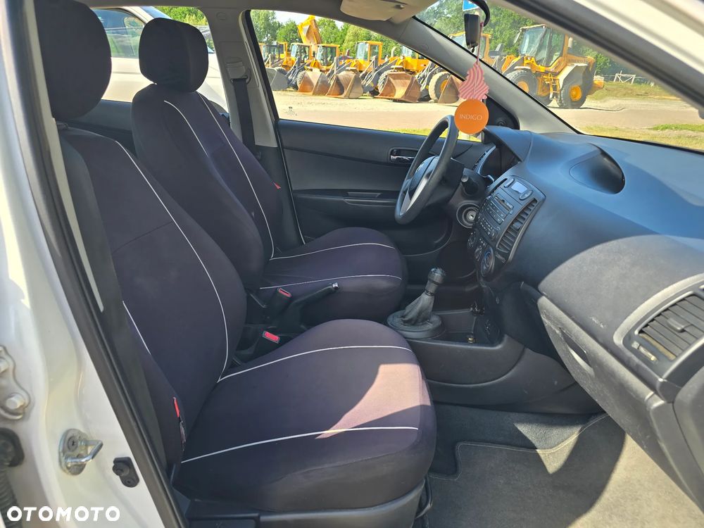Hyundai i20 1.2 Classic - 31