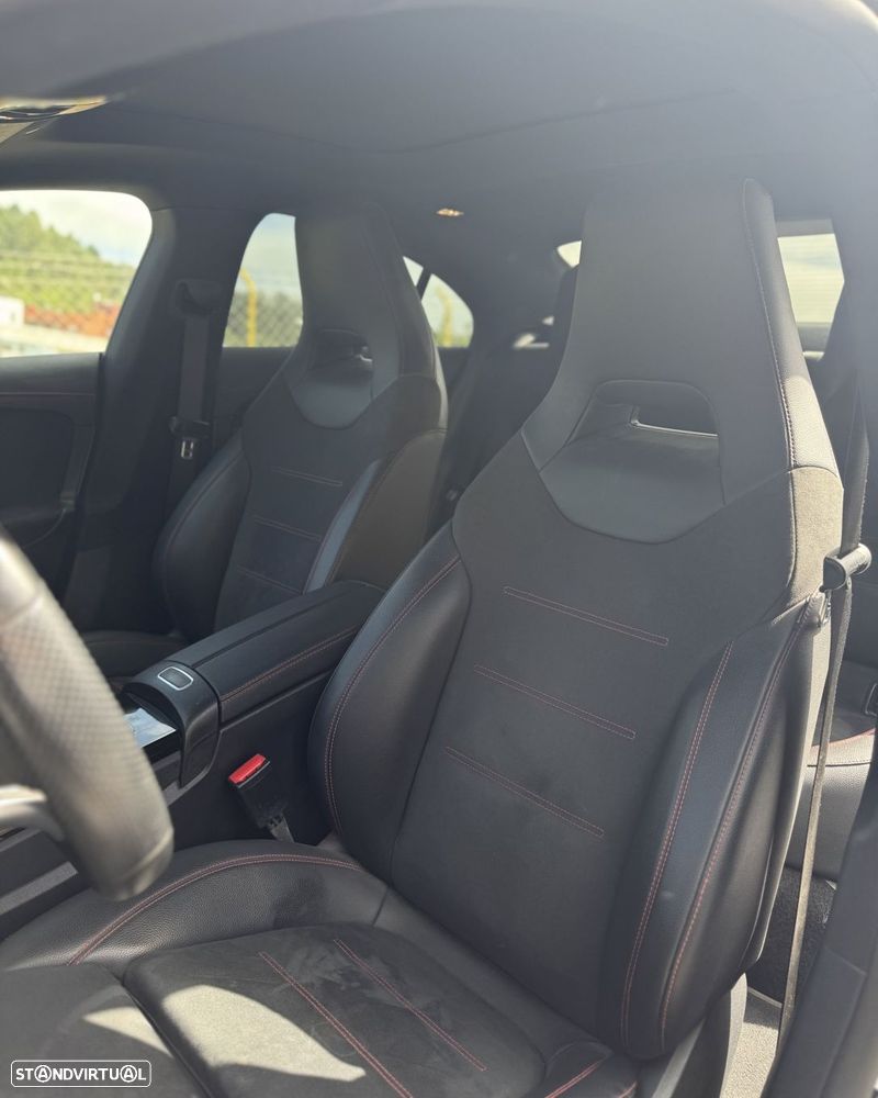 Mercedes-Benz CLA 200 - 11