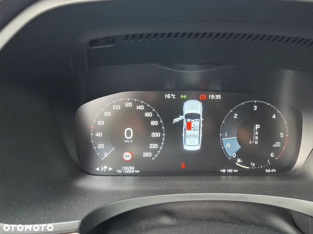 Volvo S90 D4 Momentum - 13