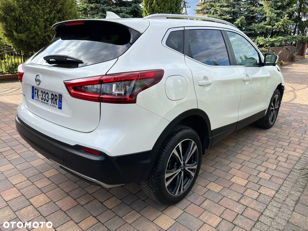 Nissan Qashqai 1.5 dCi DCT TEKNA - 4