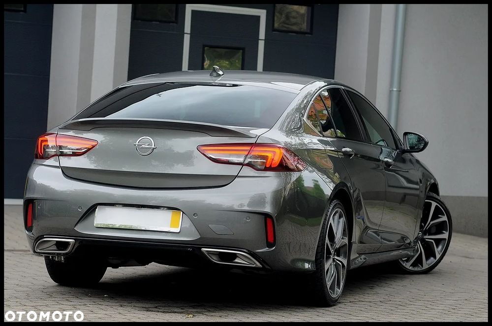 Opel Insignia 2.0 BiTurbo 4x4 GSI - 14